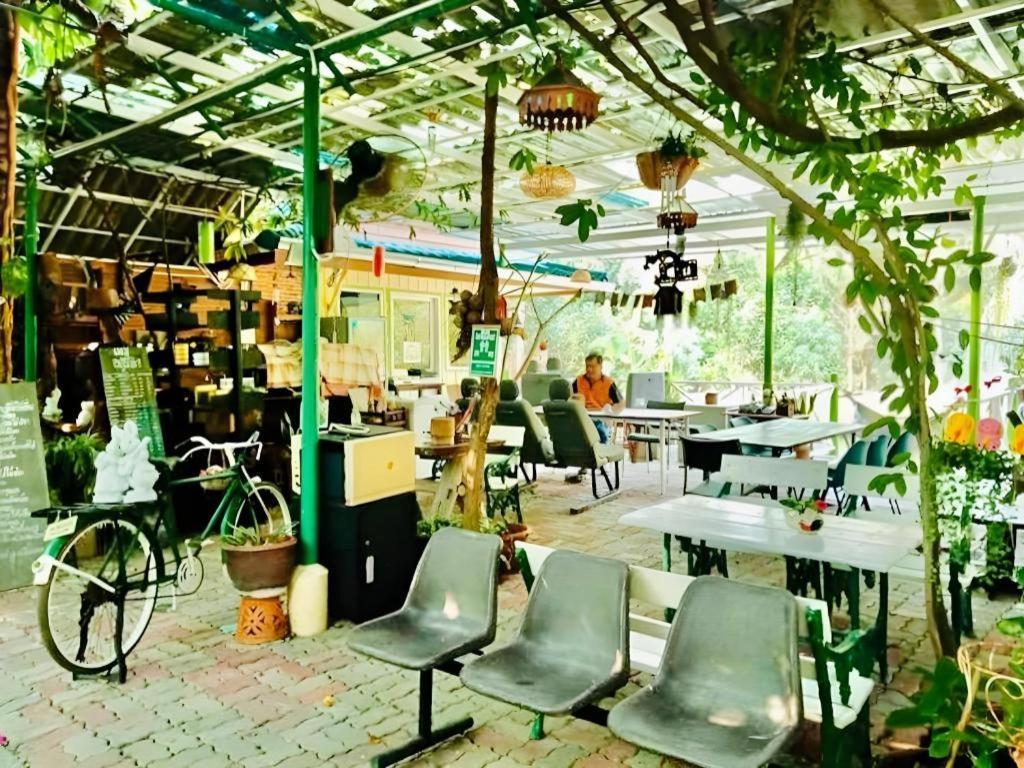 Ruennamyen Resort Amphawa Samut Songkhram Exterior foto