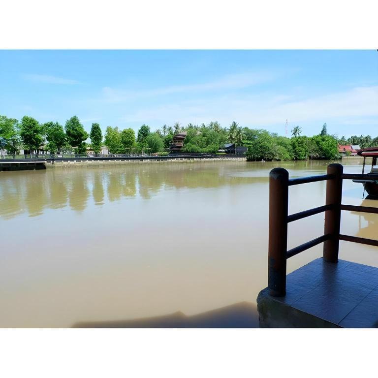 Ruennamyen Resort Amphawa Samut Songkhram Exterior foto